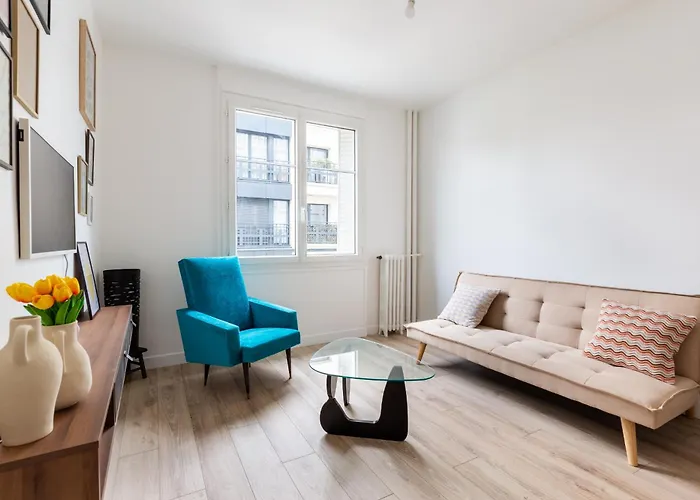 2 Pieces-Moderne-Proche Paris